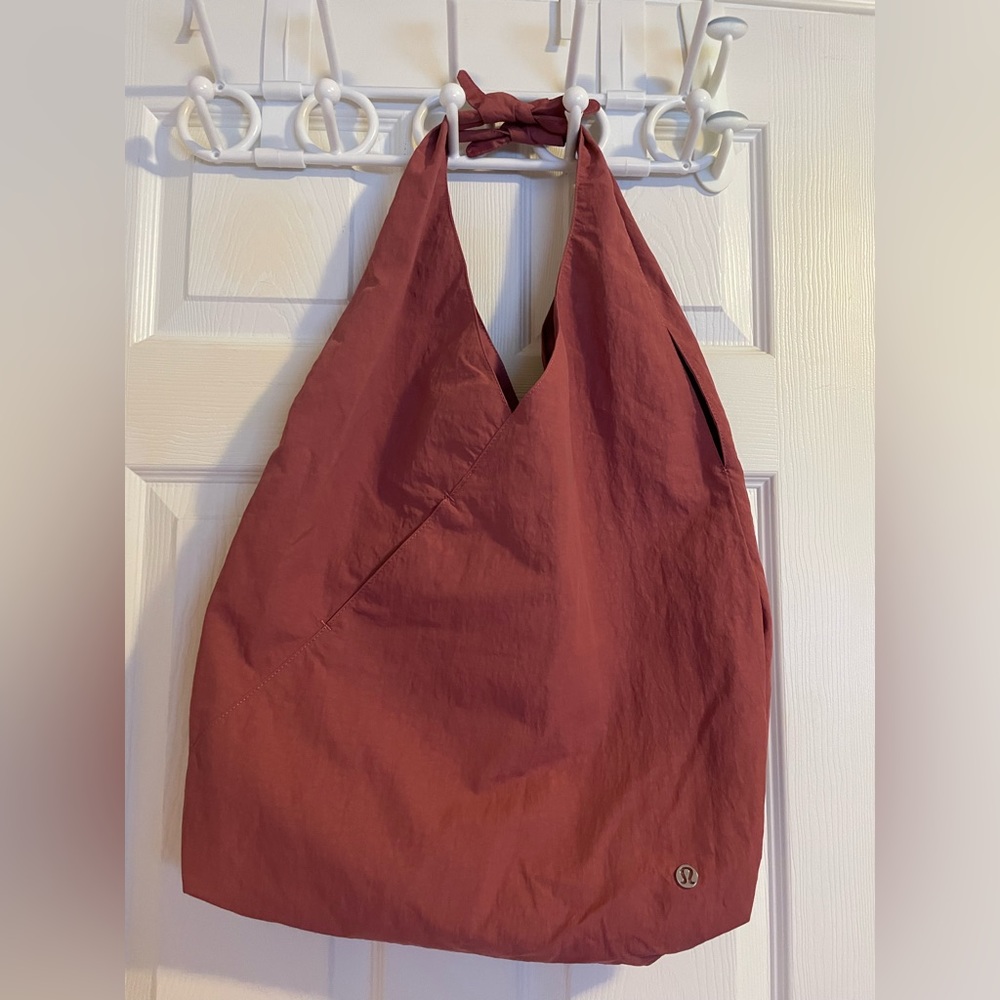 Lululemon Cross it Off Tote Bag 20L